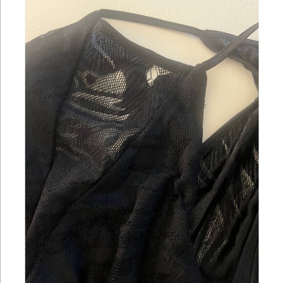 GUESS Black Lace Halter Bodycon Dress with Triangle Lace Detail - Picture 7 of 7